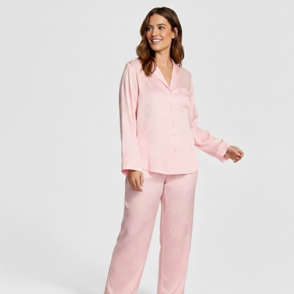 Victoria's Secret Glazed Satin Long Pajama Set in Angel Pink Crest L (Reg)